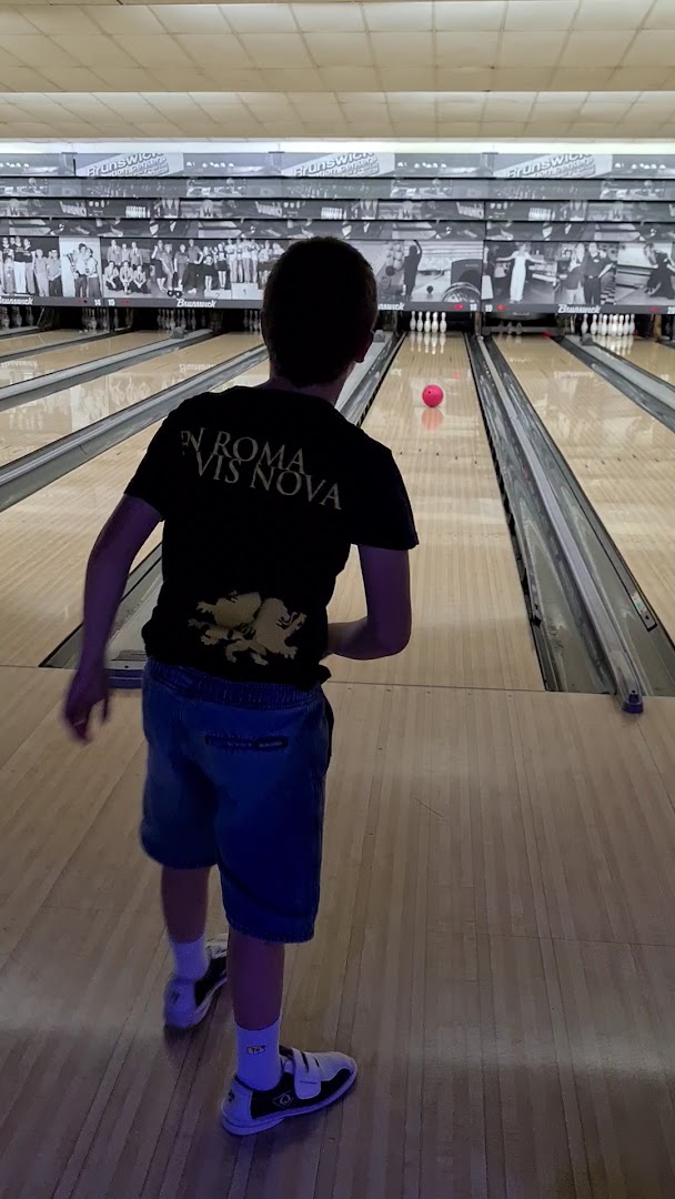 Bowling Brunswick