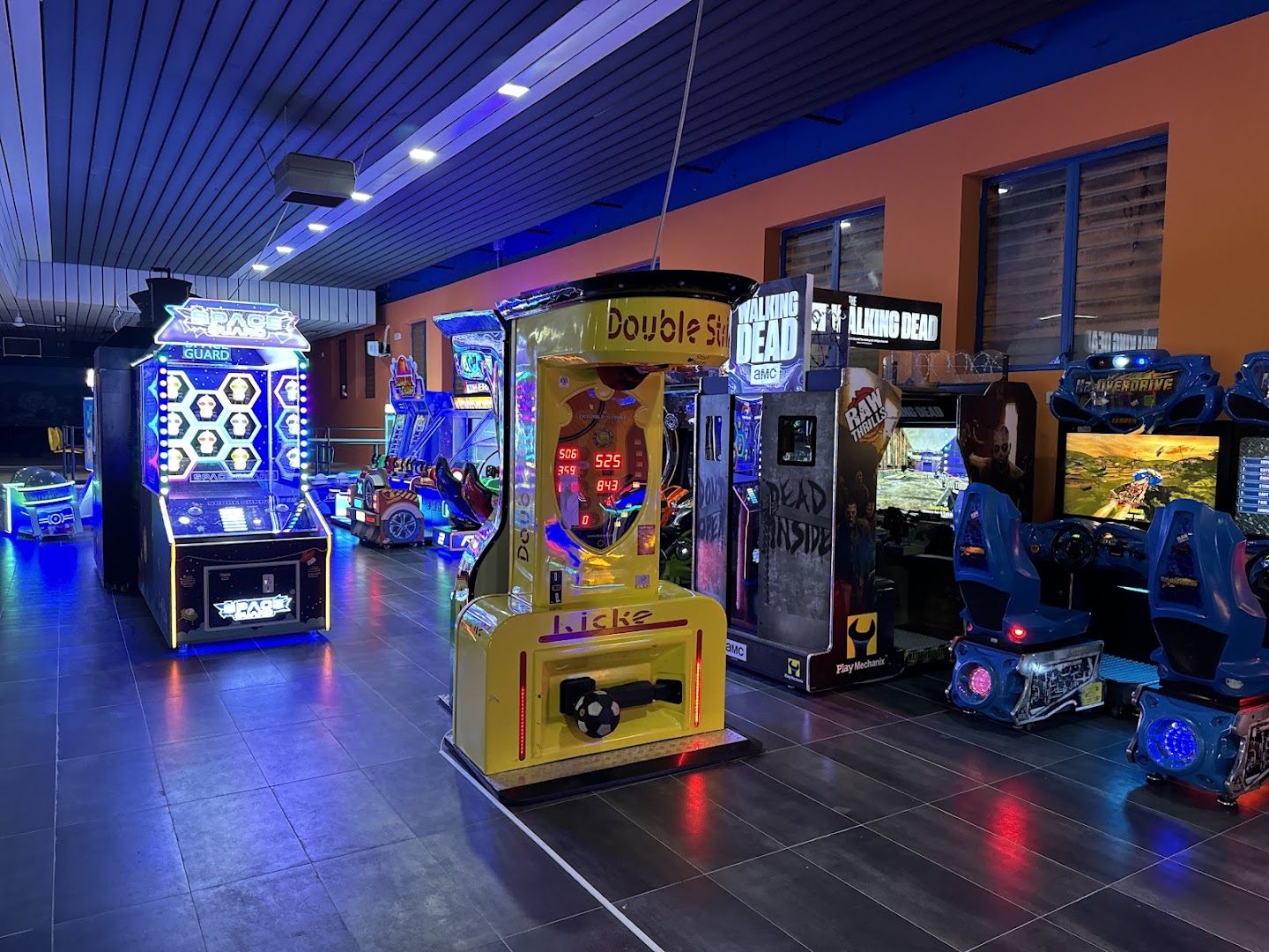 Bowling Center Sanromano