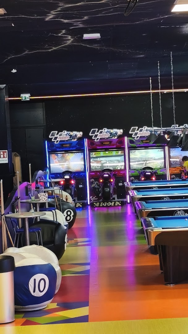Bowling Manhattan