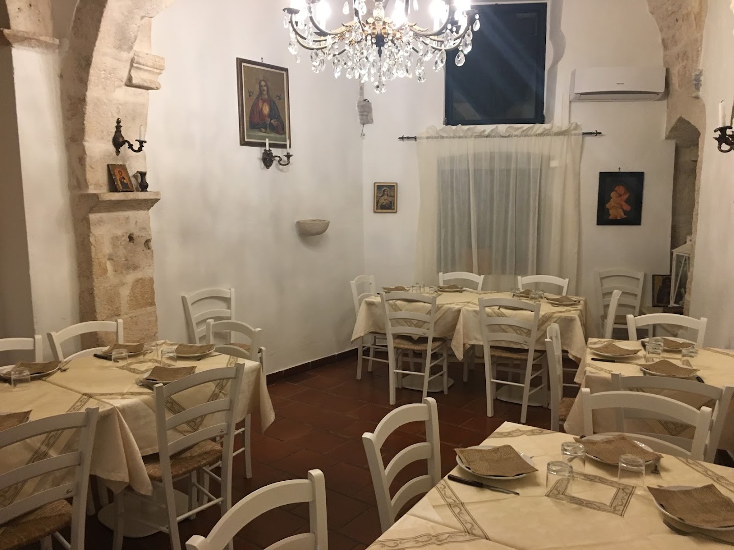 Braceria dei santi, Ceglie Messapica