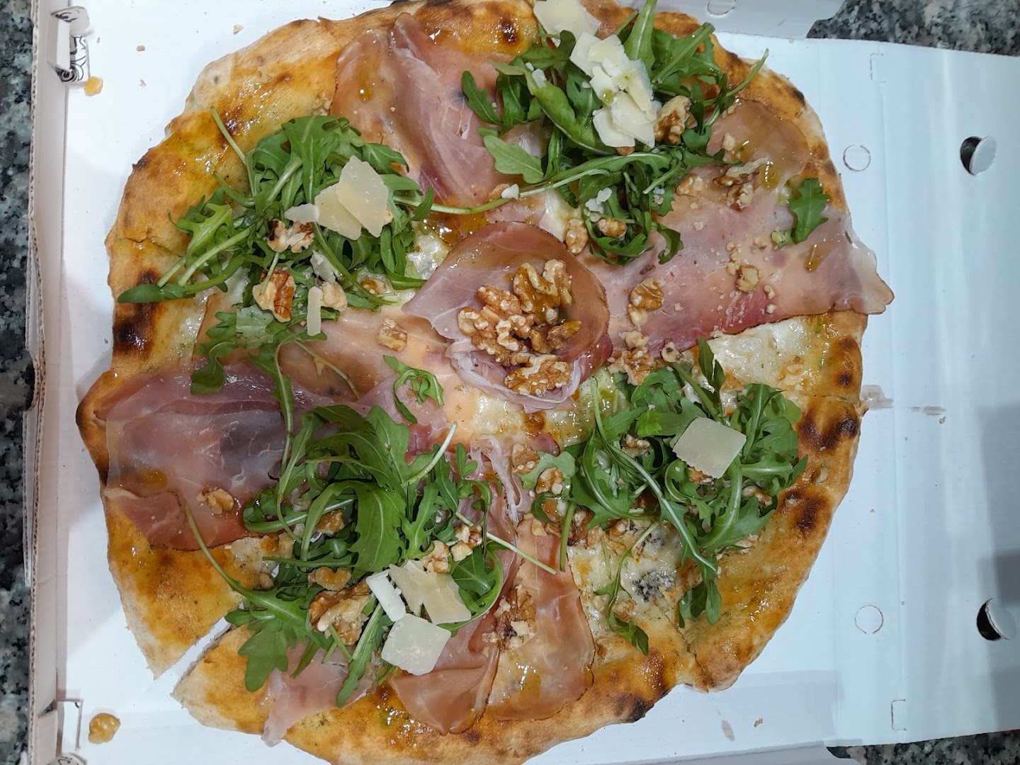 BRACERIA/PIZZERIA BAR STOP
