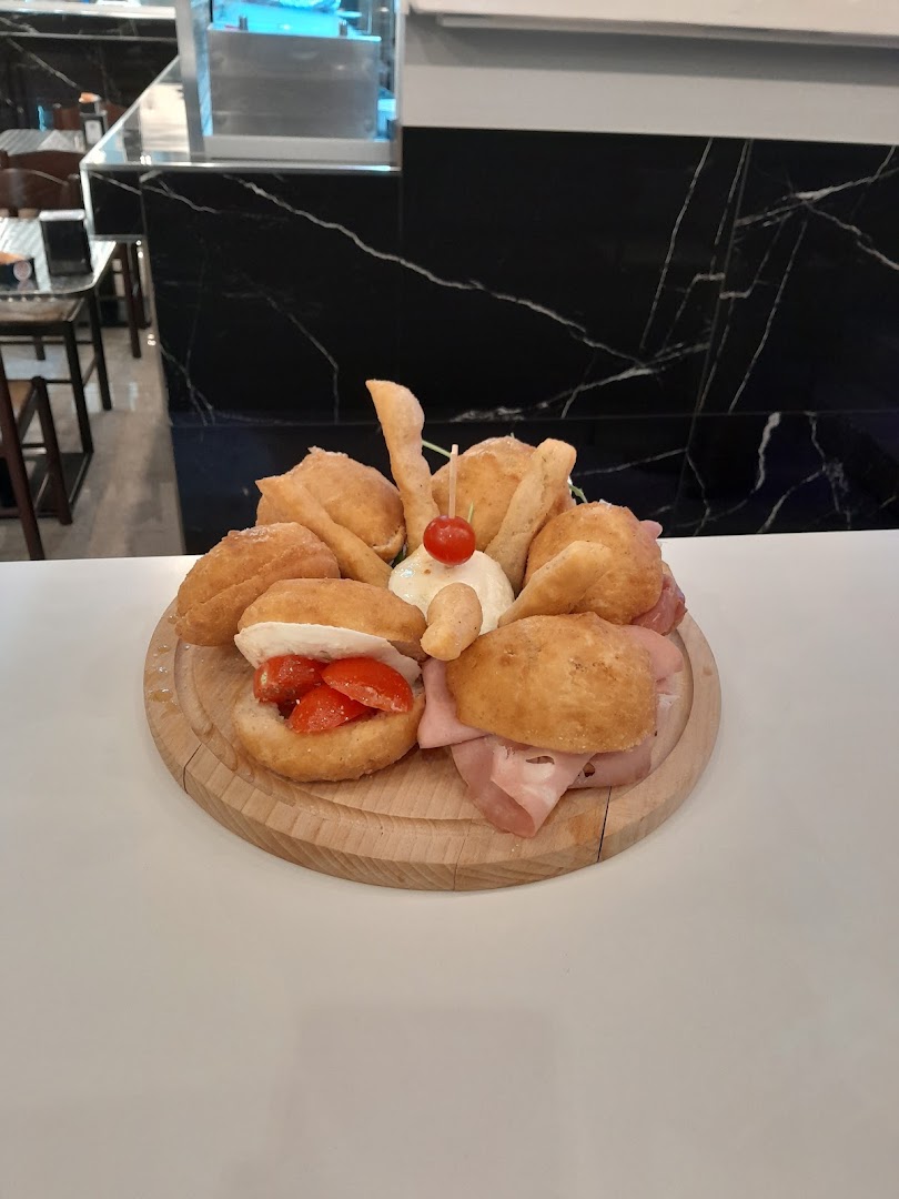 BRACERIA/PIZZERIA BAR STOP