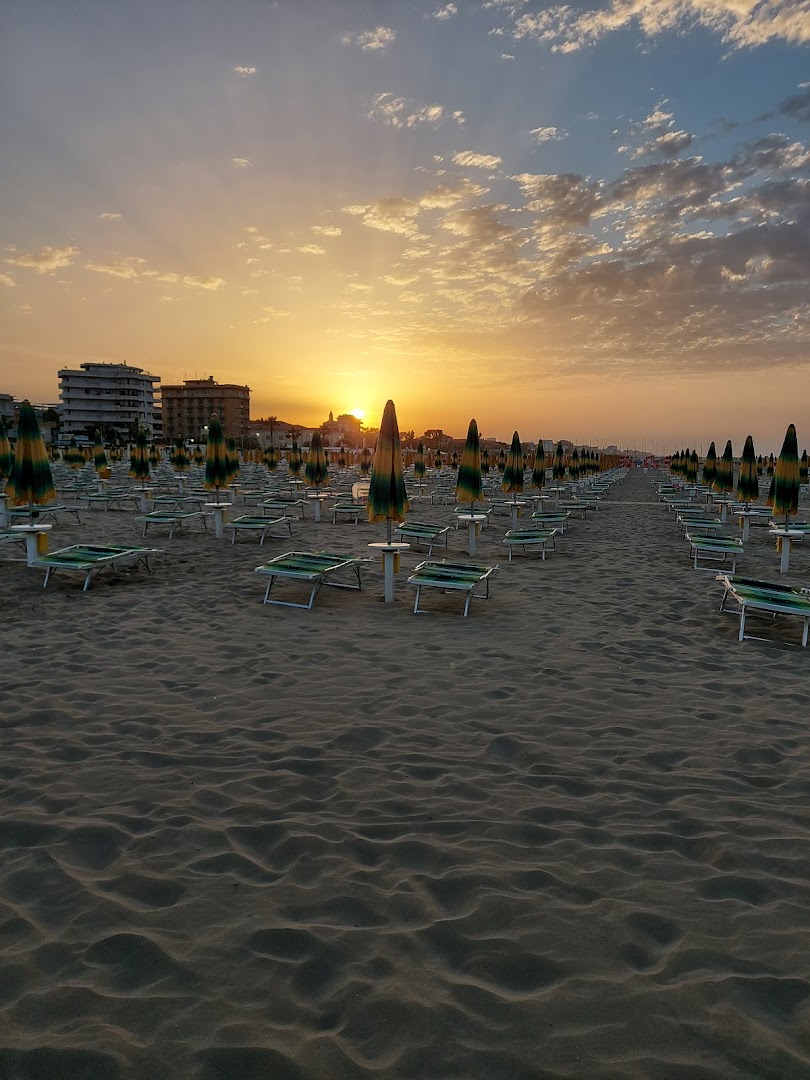 Bradipo Beach
