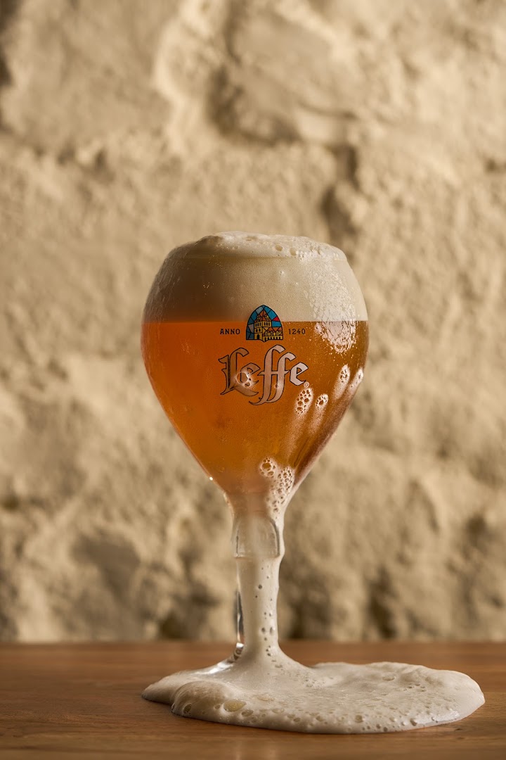 Brasserie Pub 27