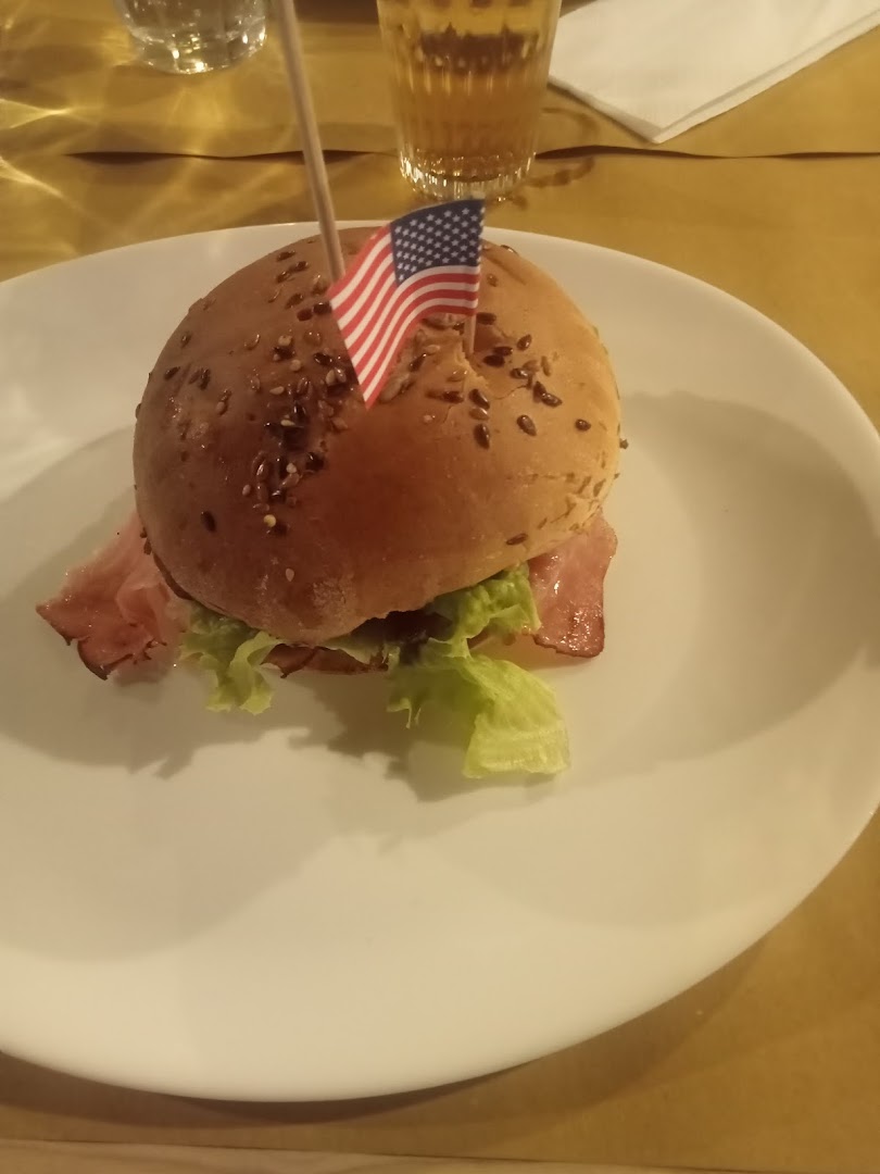 Brasserie Strubbe Piastroni