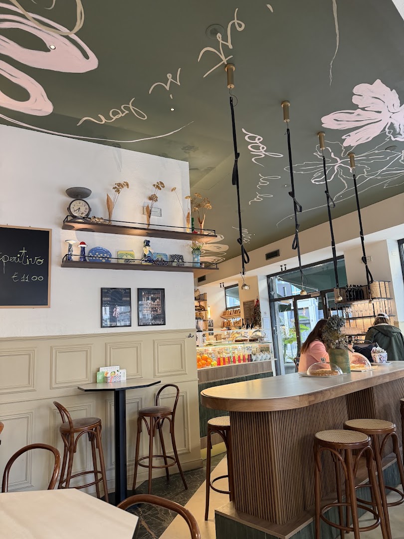 BREADDY BAKERY