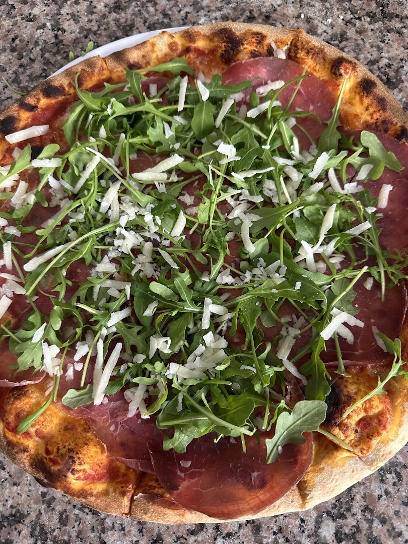 Breno Pizza, Breno