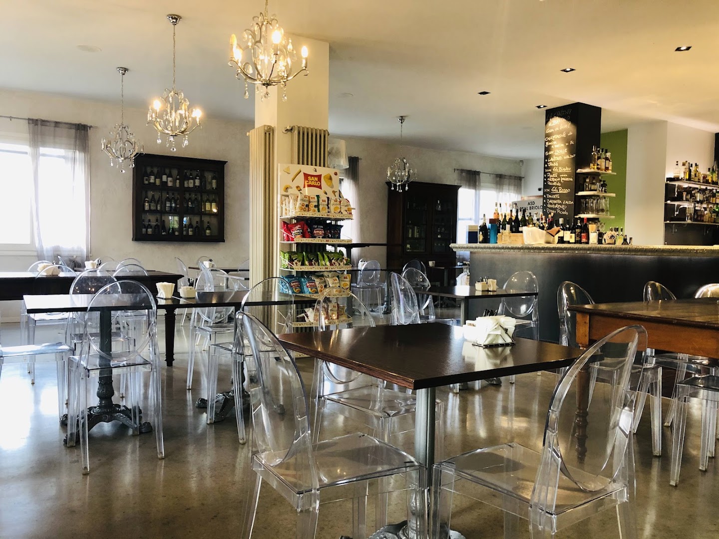 Briolo Caffè | winebar con cucina