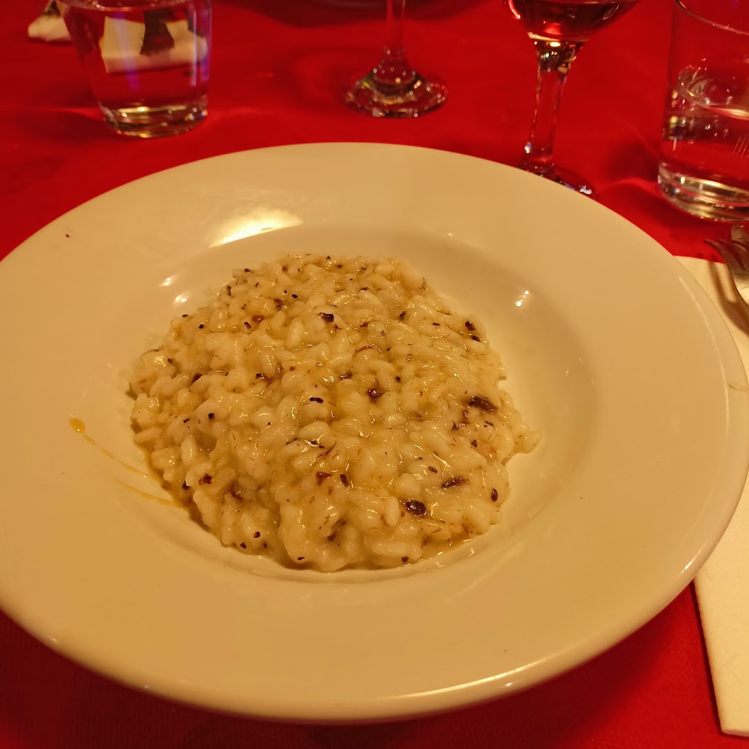 BRONZA CUERTA PUB & GRILL