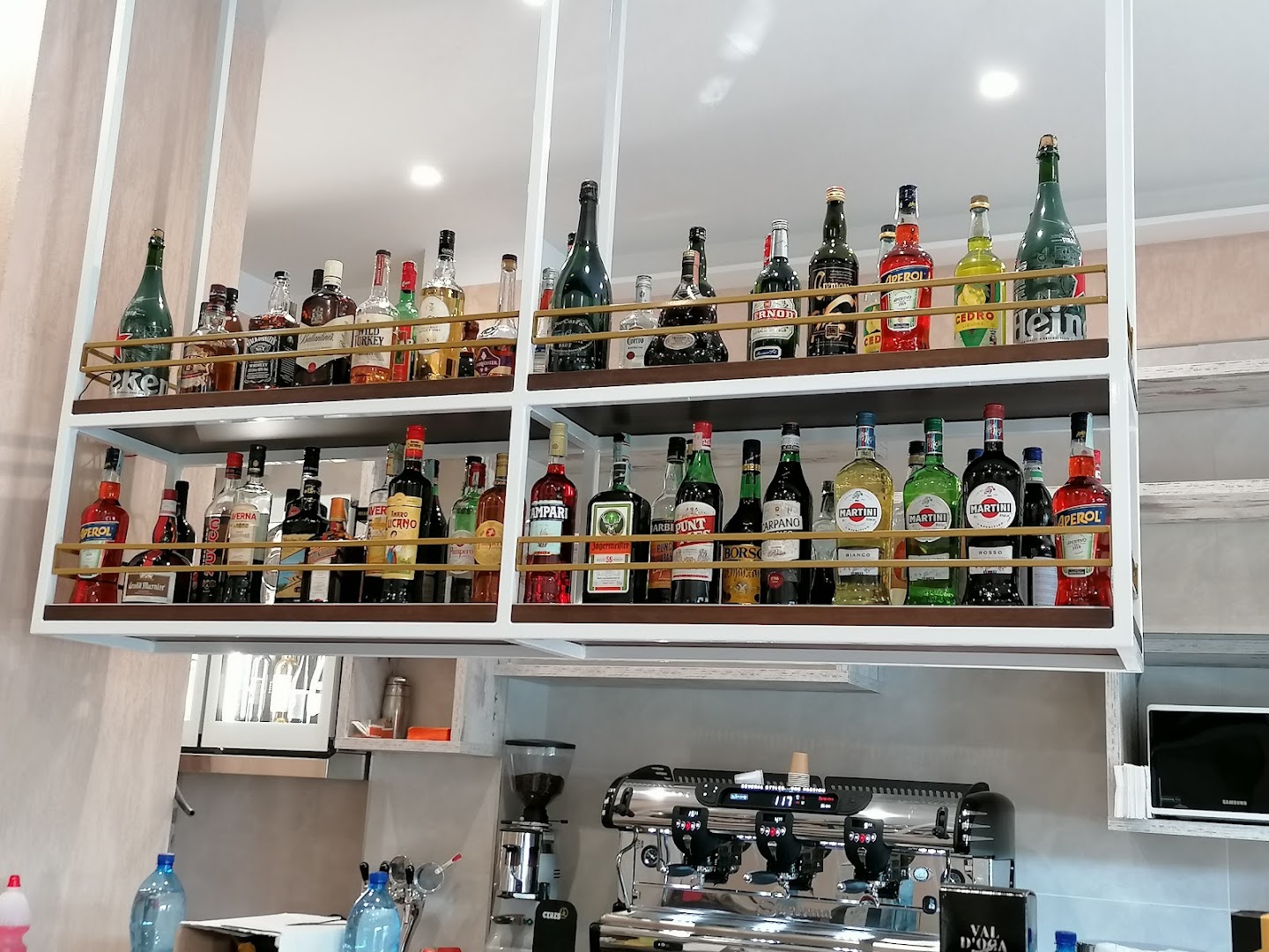 Brothers Bar PLOOM STORE