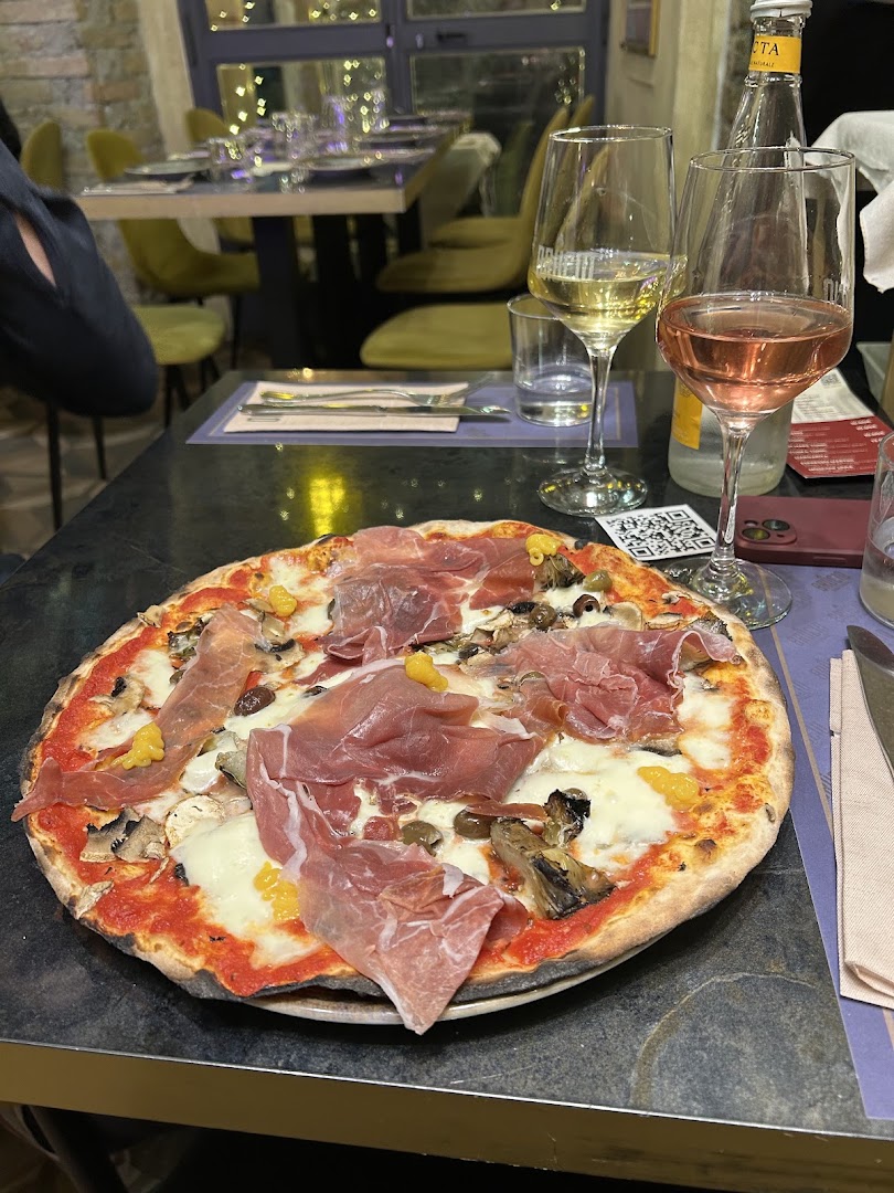 Brucio Coppelle, Roma