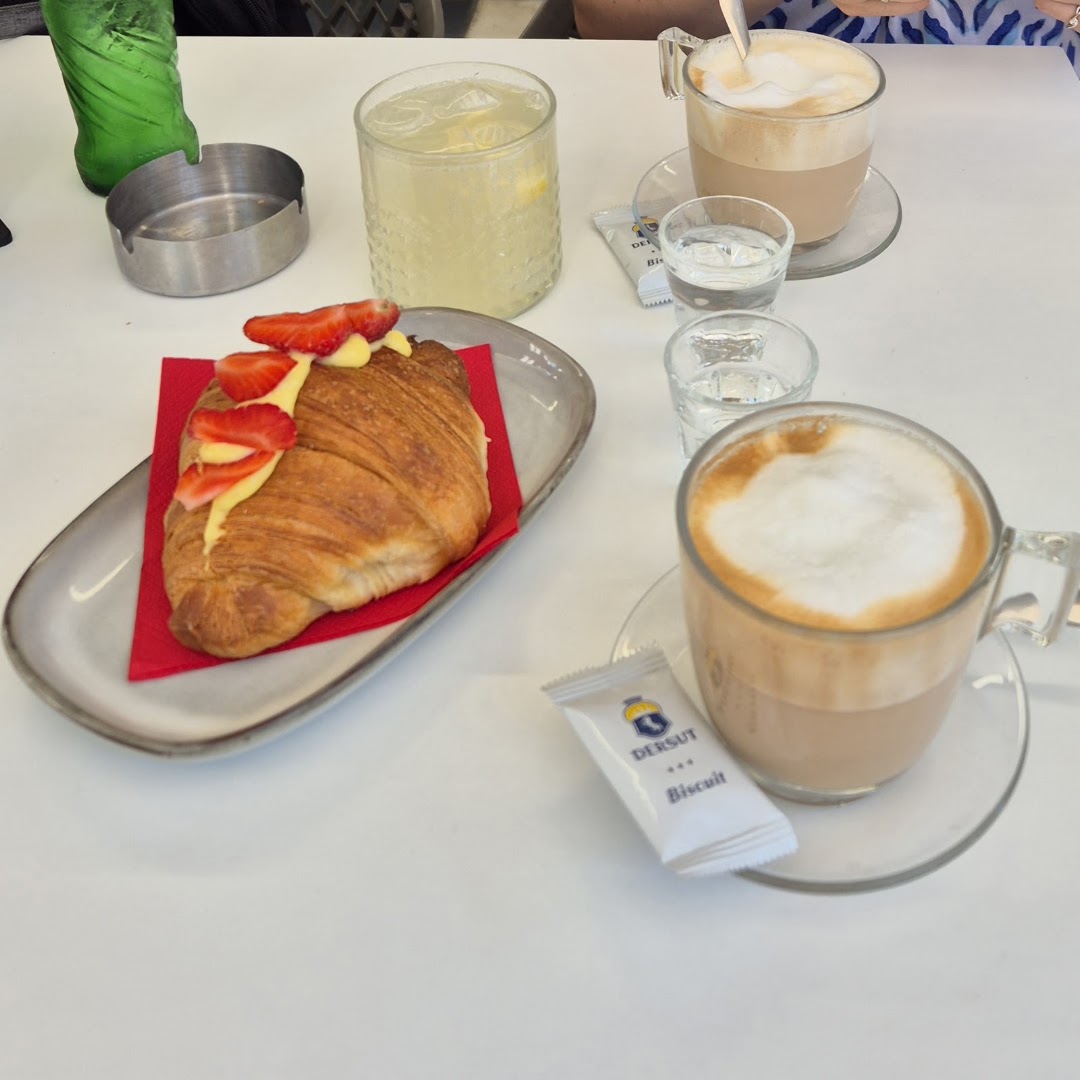 Brunzin Cremerie Cafe