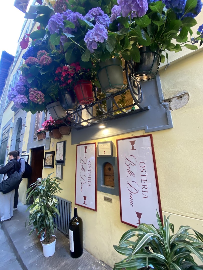 Buchetta del Vino Belle Donne | Historic Wine Window