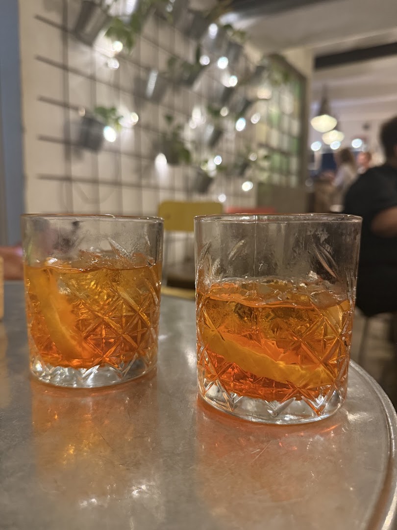 Bulli & Balene - Spritz e Cicchetti