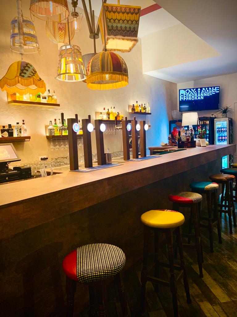 Bully pub