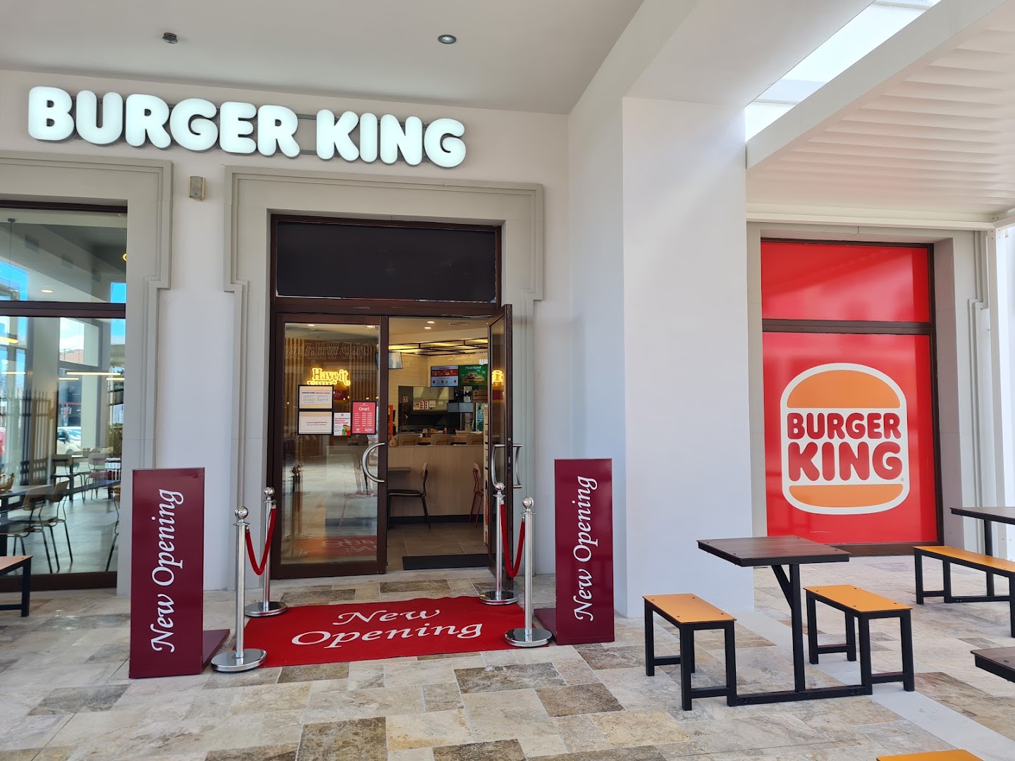 BURGER KING® Village Outlet - Citta Sant'Angelo (Pe)
