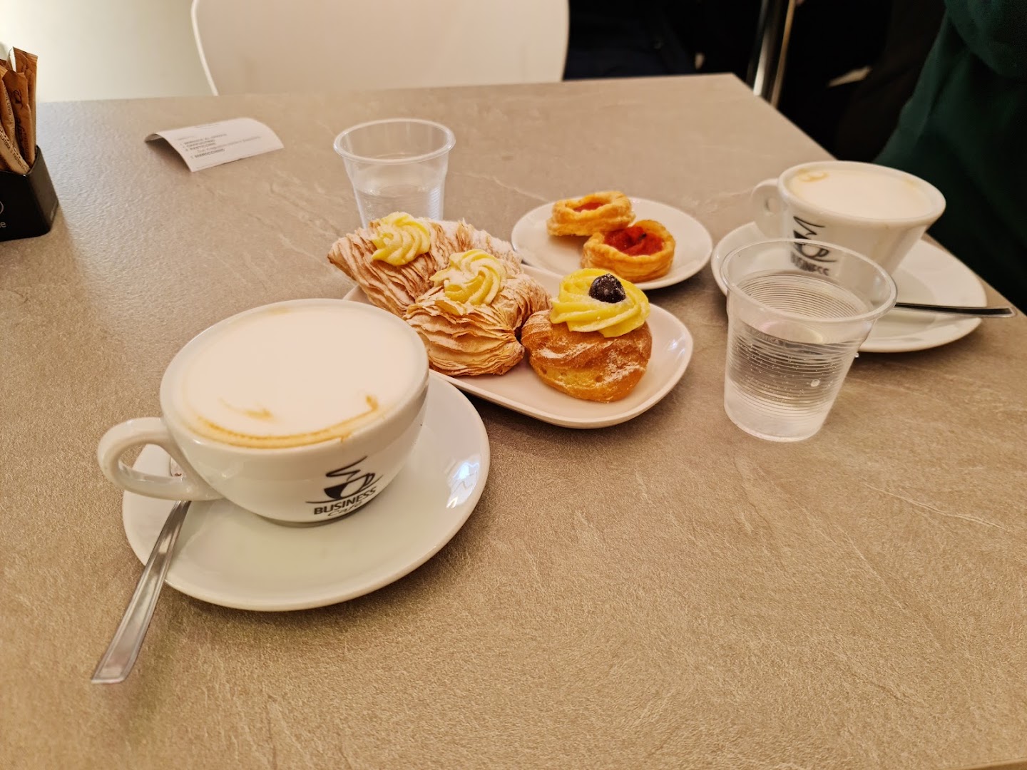 Business Cafè