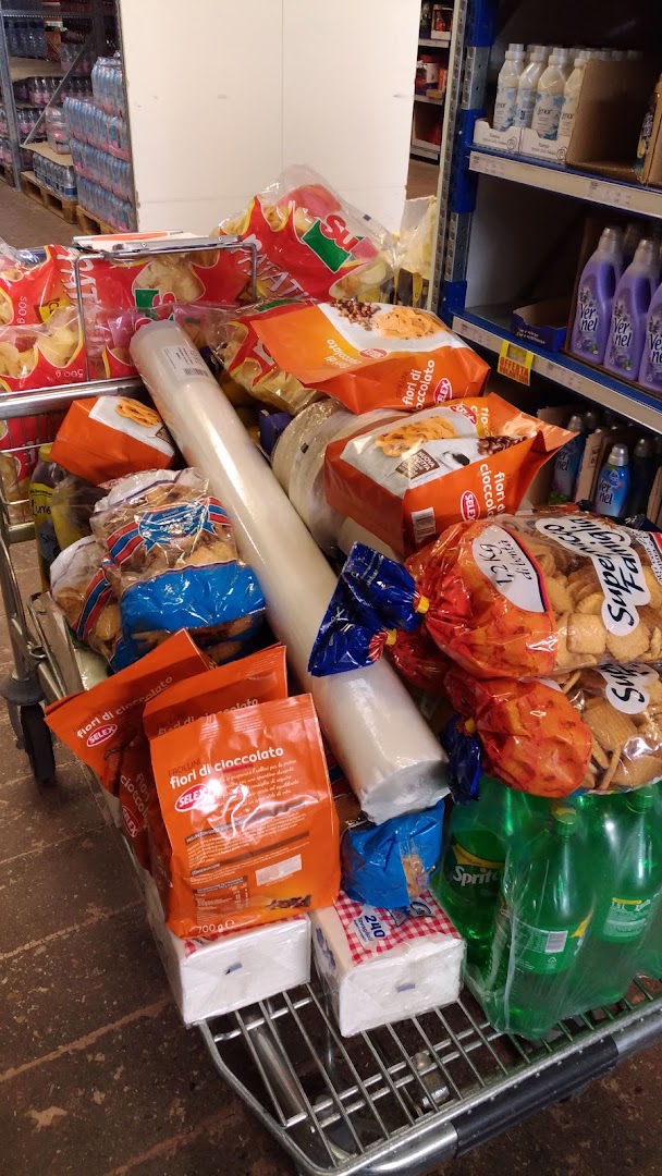 C+C Cash and Carry Maxigross Paruzzaro, Paruzzaro