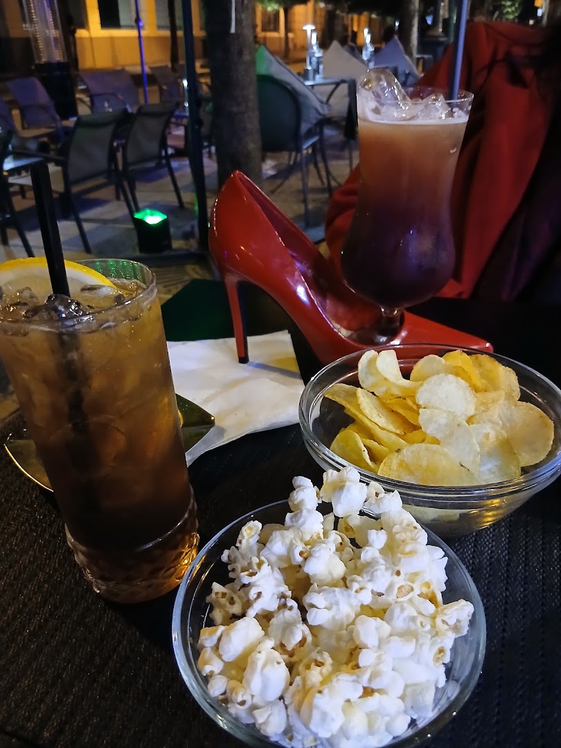 C POMPEI Restaurant & Drink