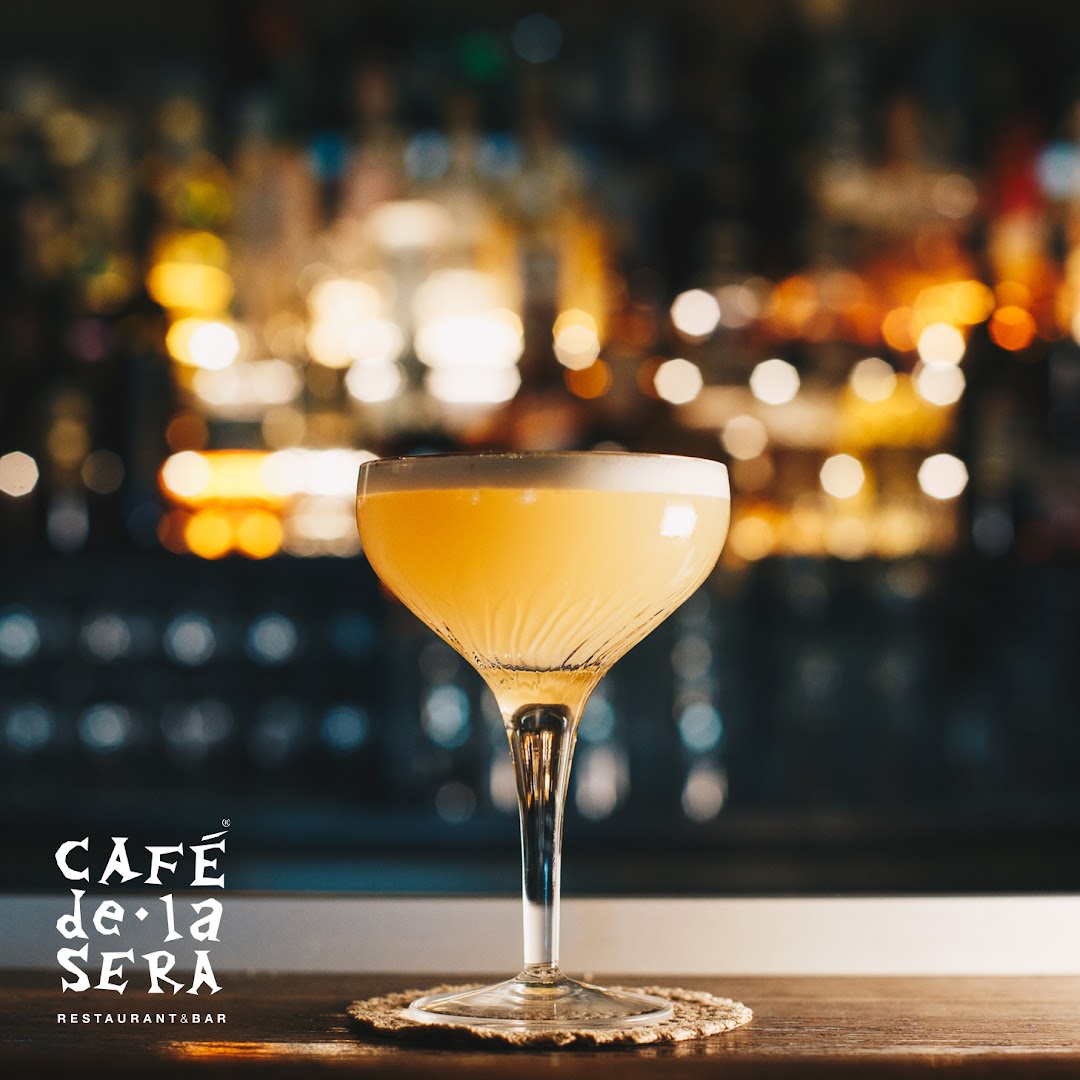 Cafė de la Sera, Arona