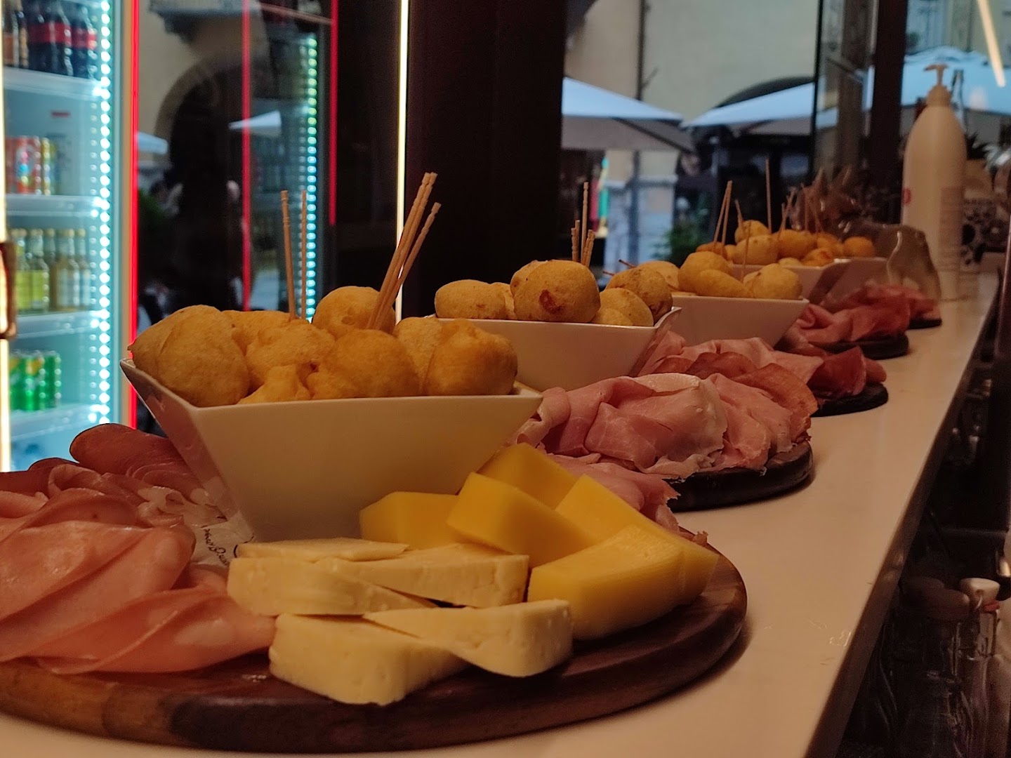 Cafè 44