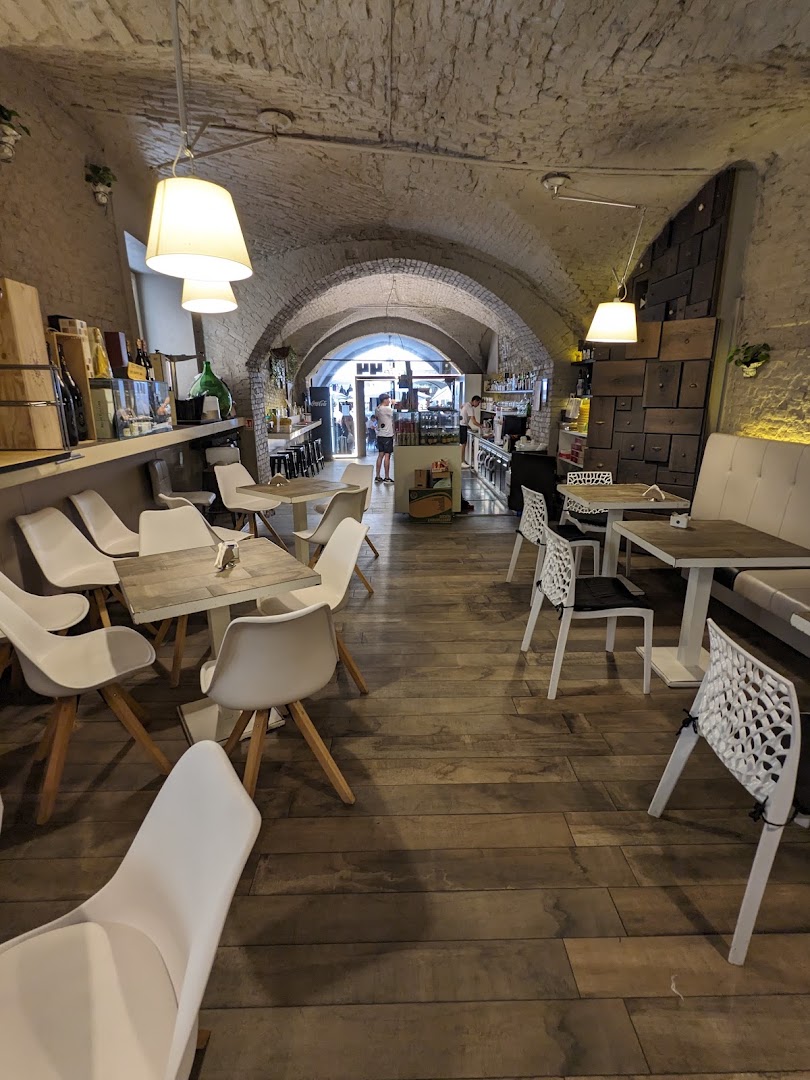 Cafè 44