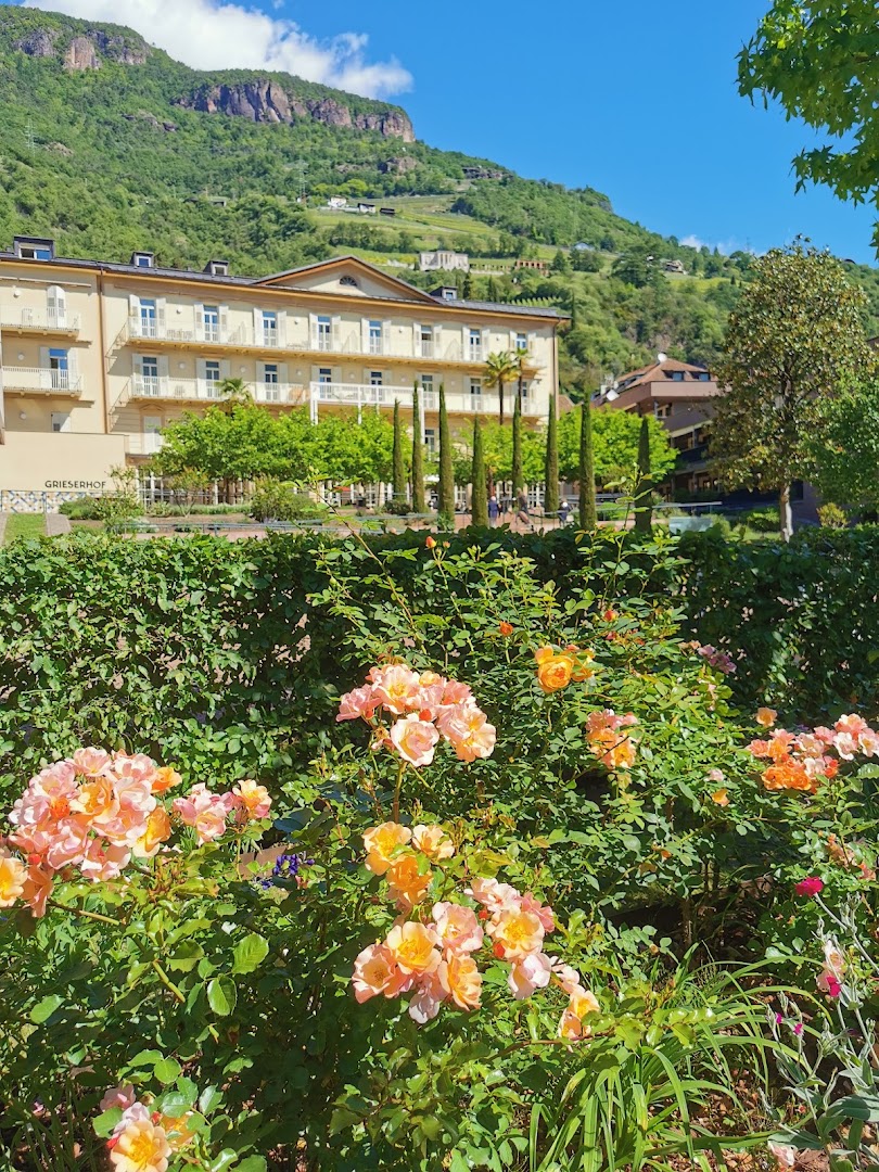 Cafe Bistró Villa Aufschnaiter