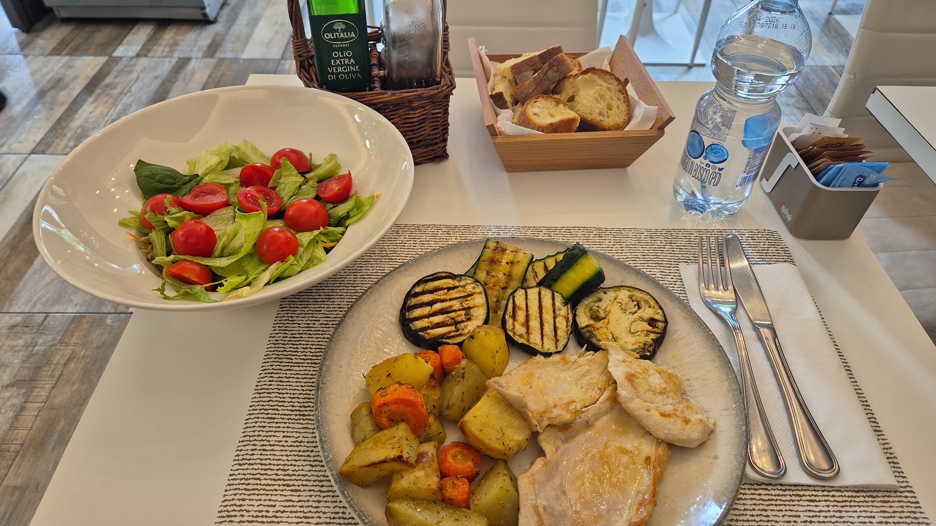 Cafe' blanc, Cologno Monzese