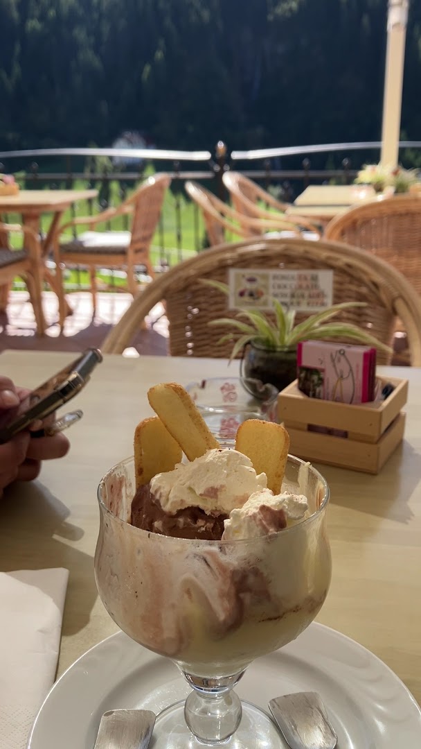 Café Calés Di Perathoner