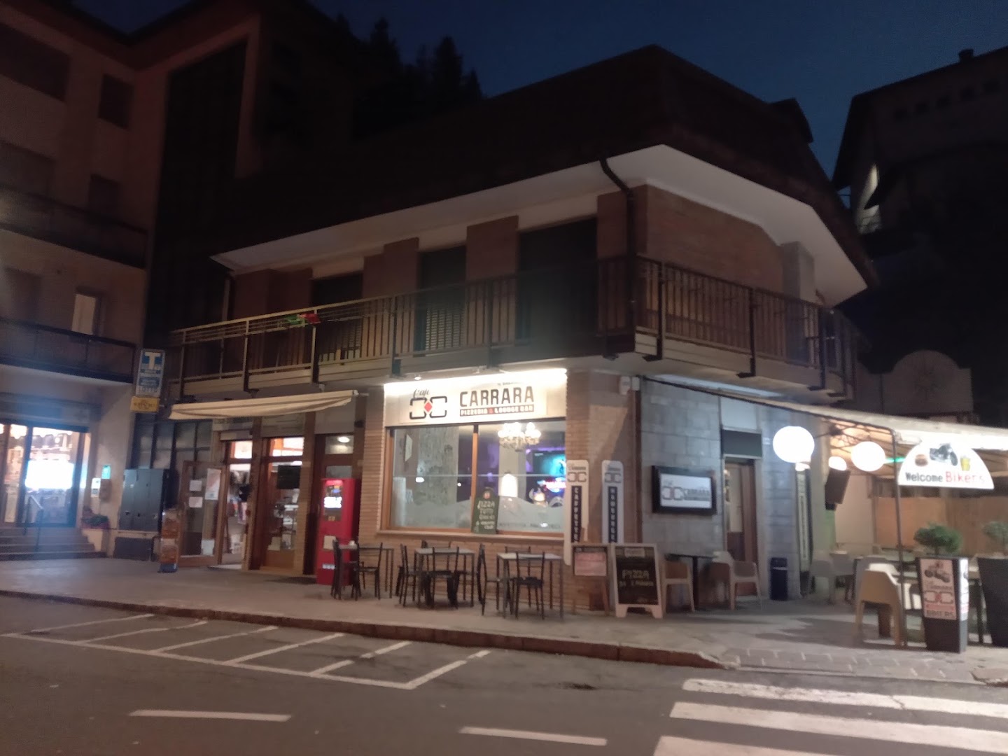 Café Carrara Pizzeria by BabayagaSRL