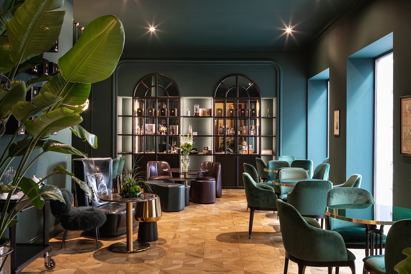 Cafe Continentale