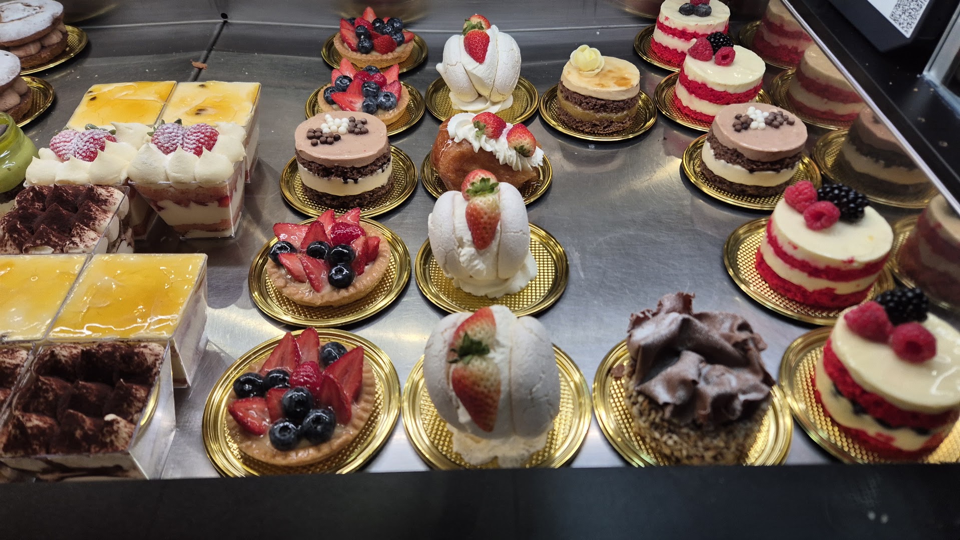 Cafè, Cremeria, Pasticceria - Giovetti