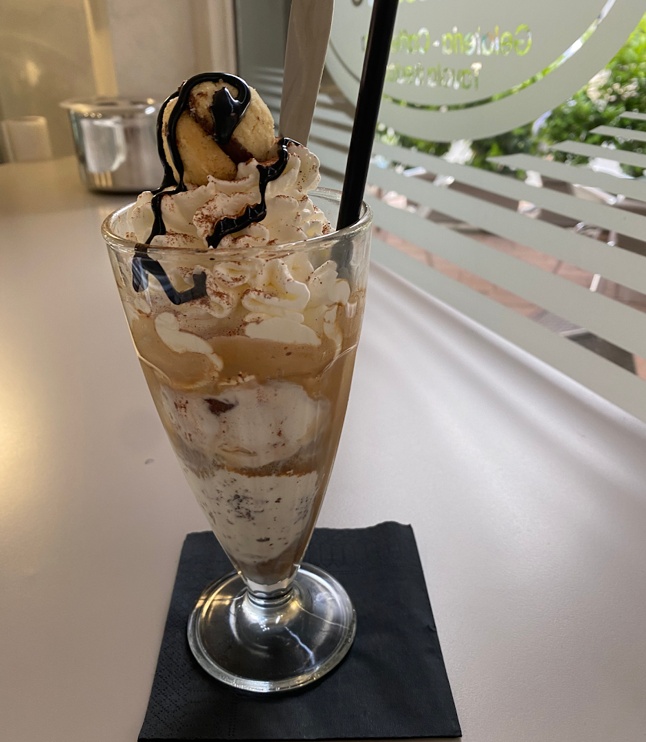 Cafè Fontaine, Pandino