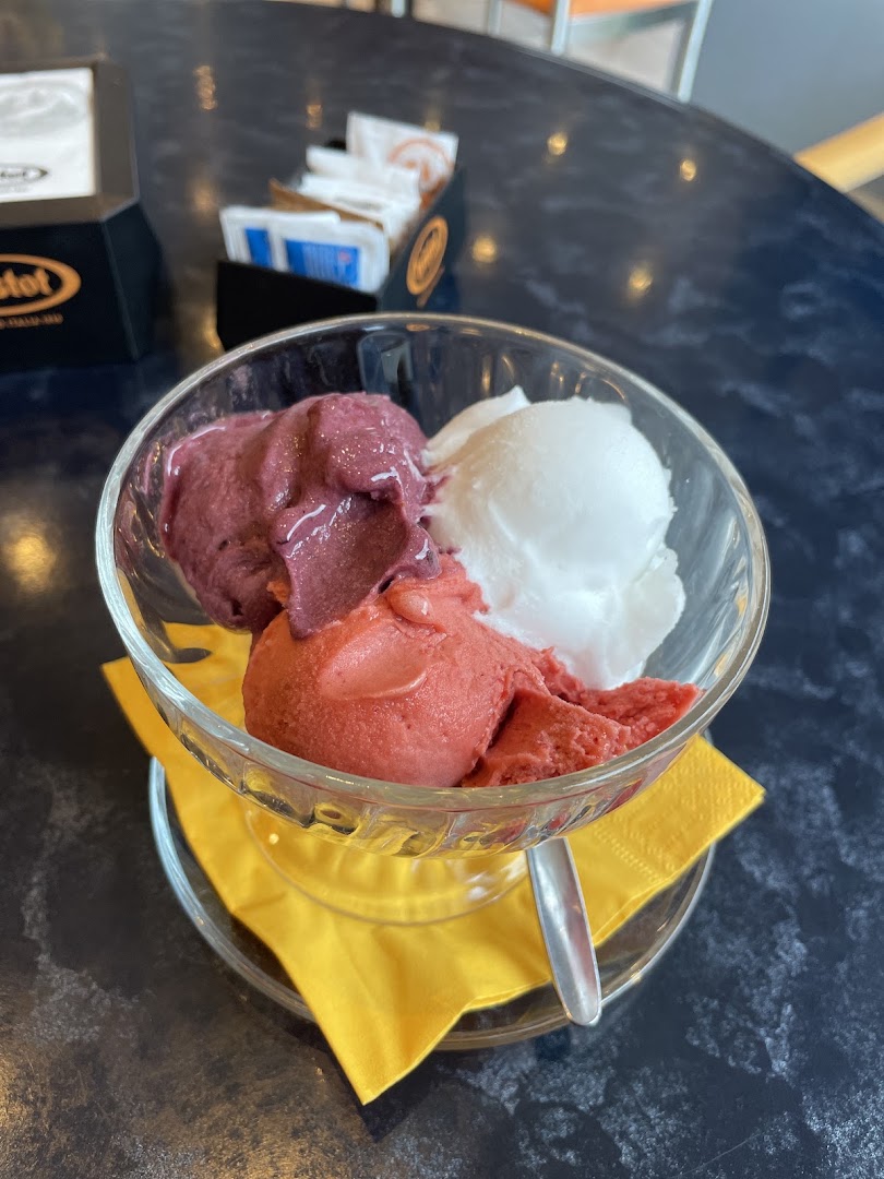 Cafe' gelateria Videomusic