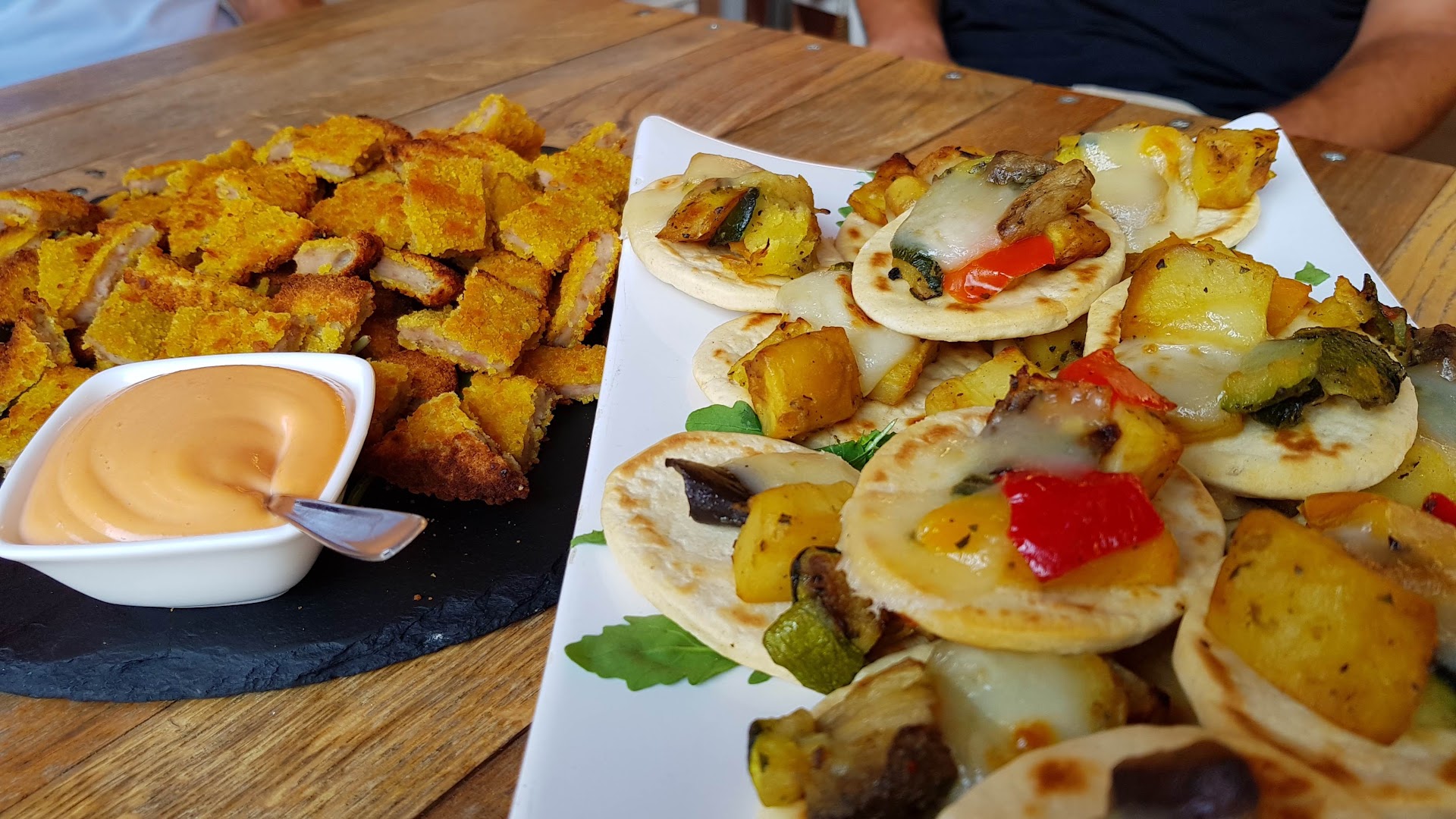 Cafe' la corte wine bar