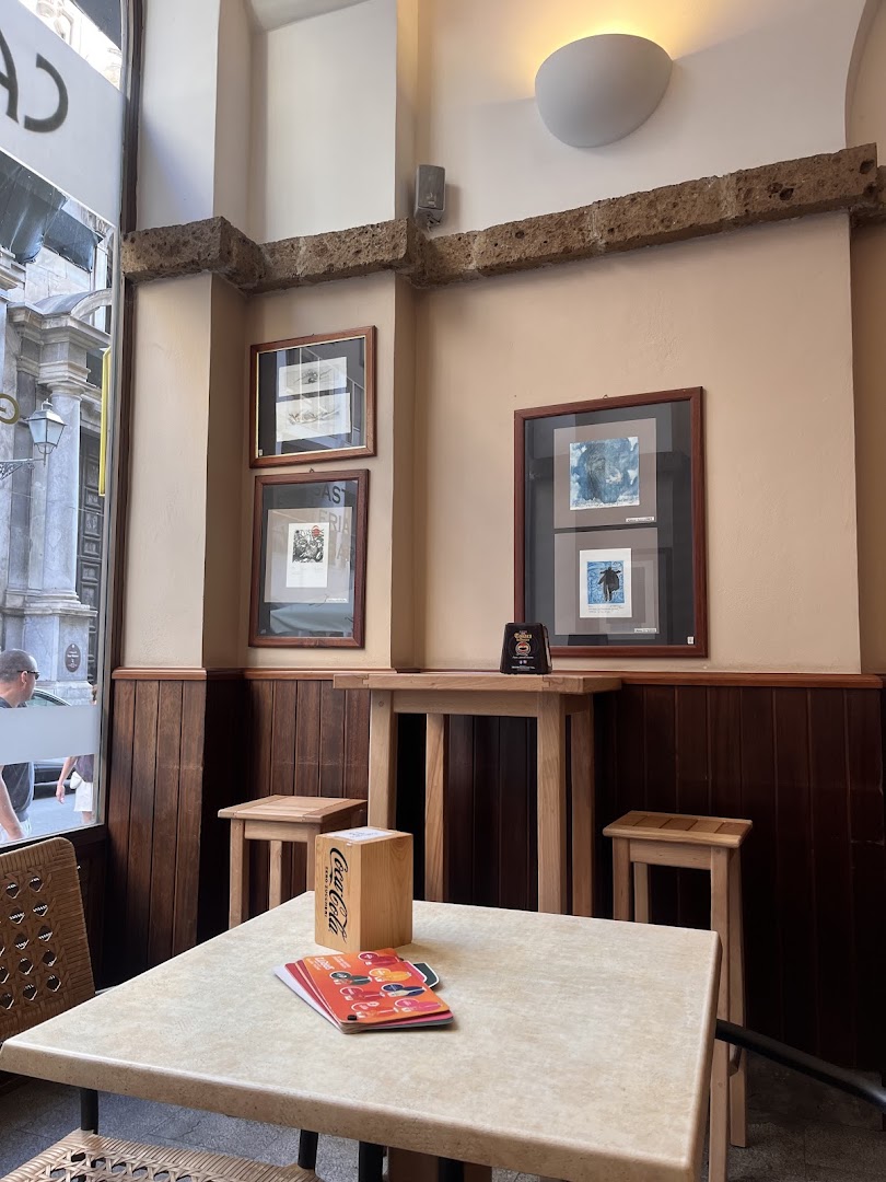 Cafè Latino di Vincenzo Stira, Palermo