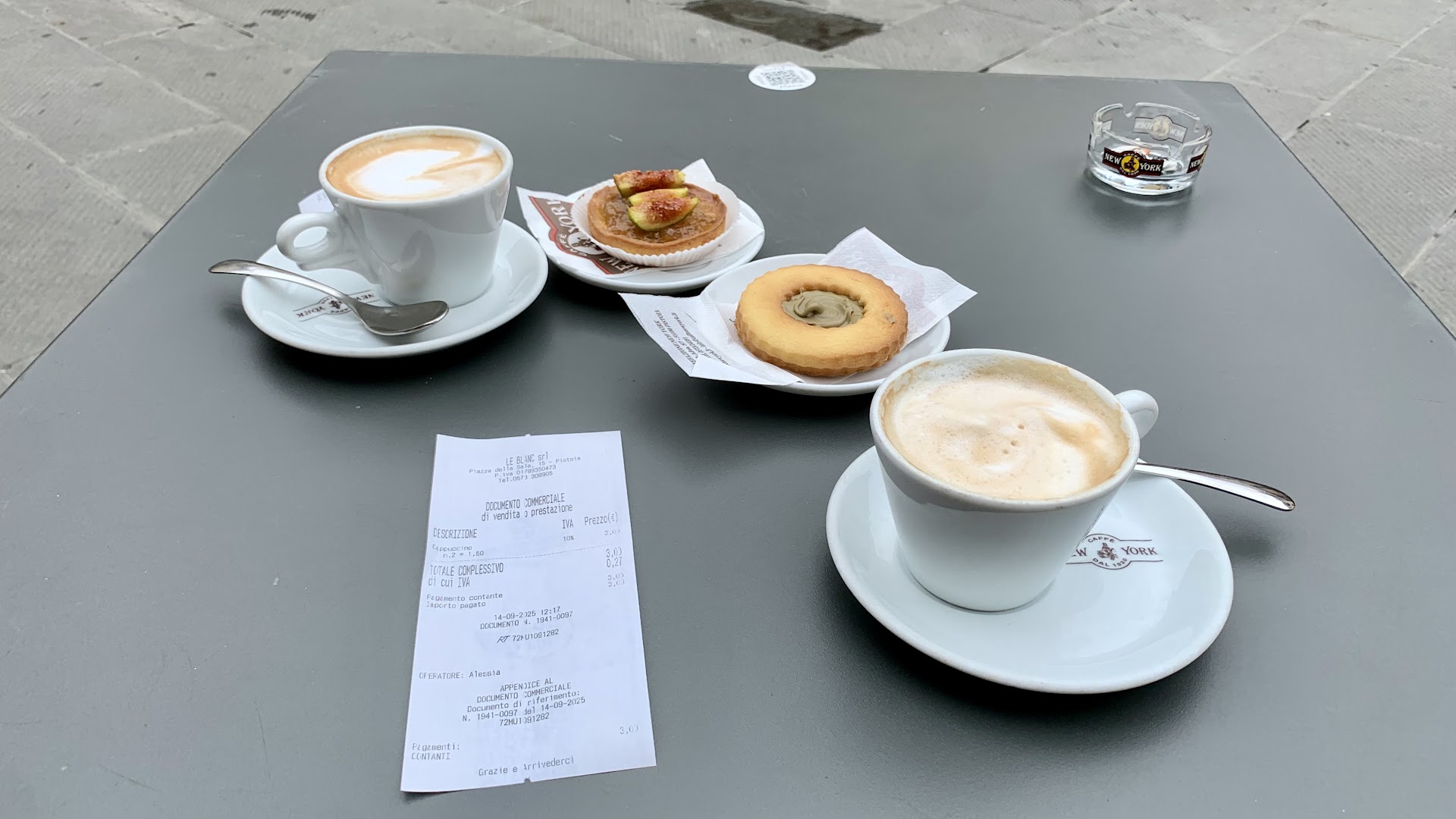 Cafe Le Blanc