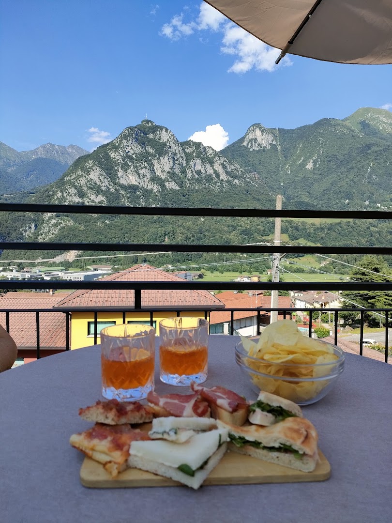 Cafè Le Monde, Pasturo