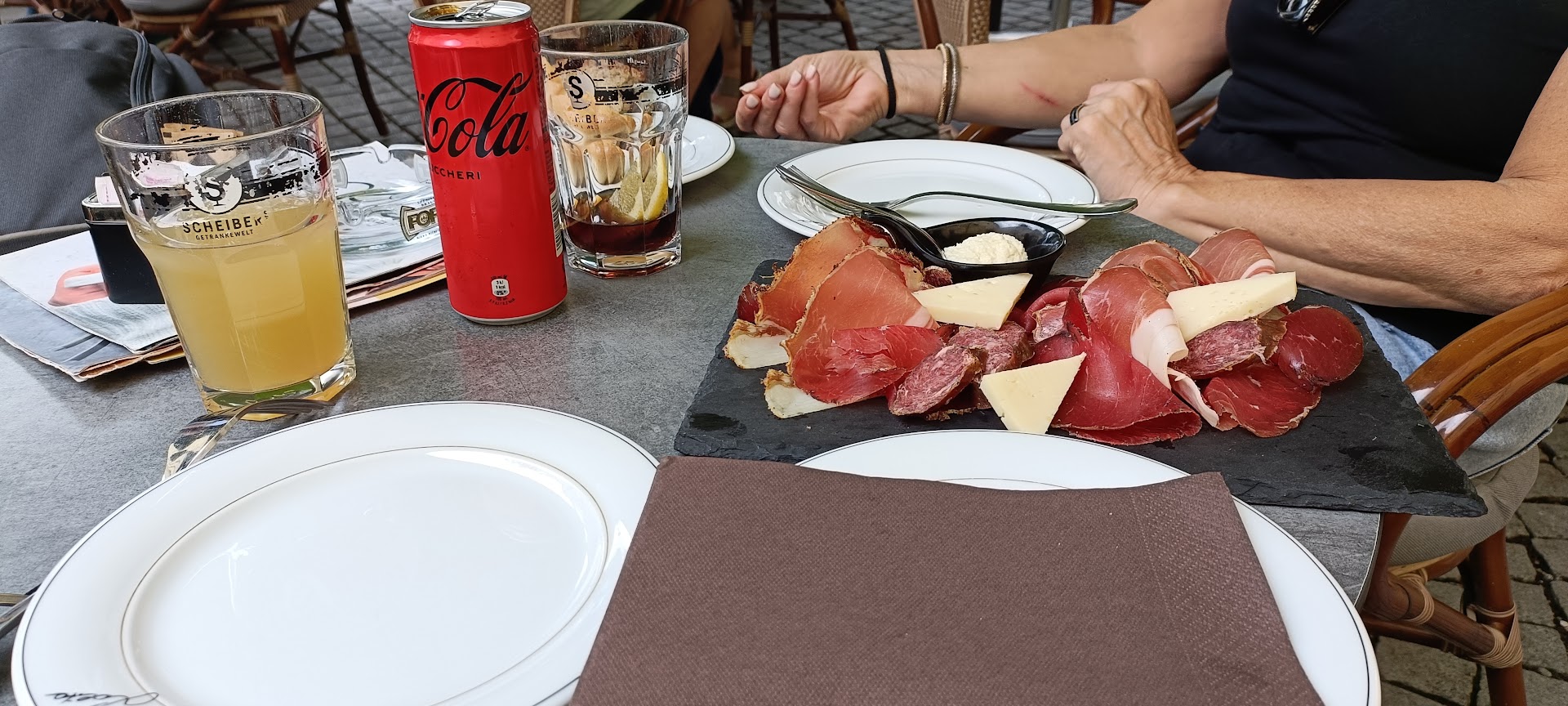 Cafe Lolita