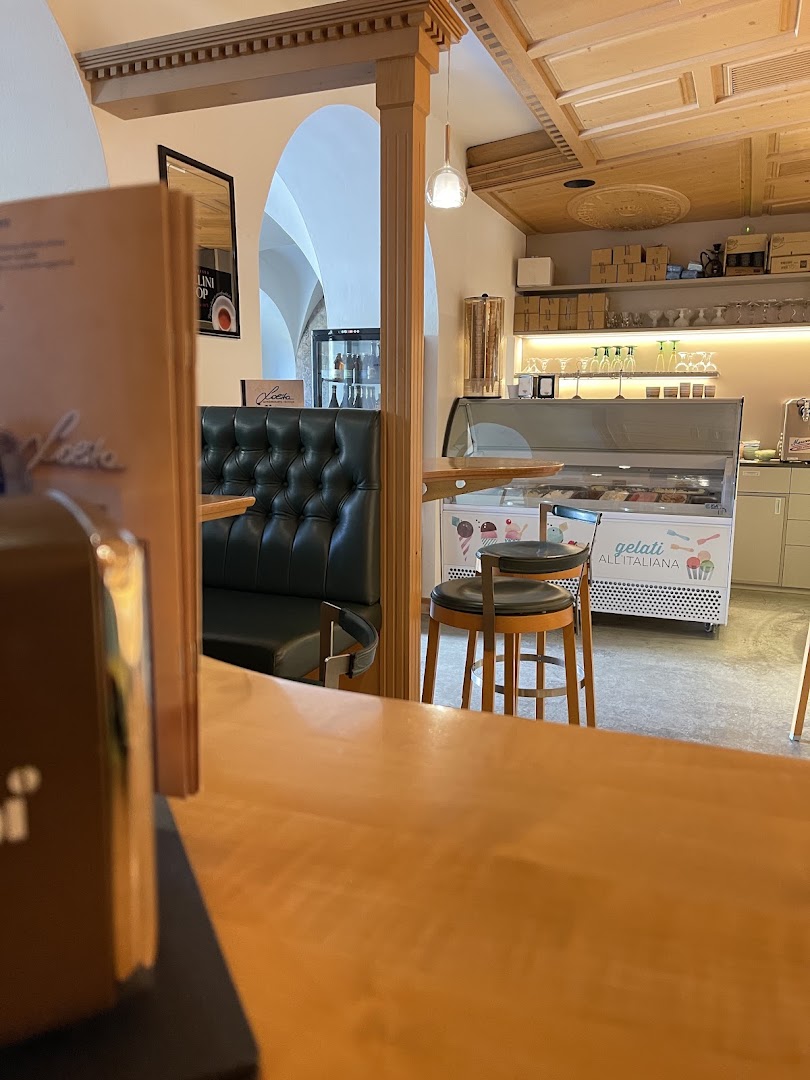 Cafe Lolita