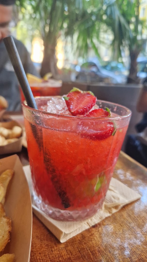 Cafè Madeira Milano
