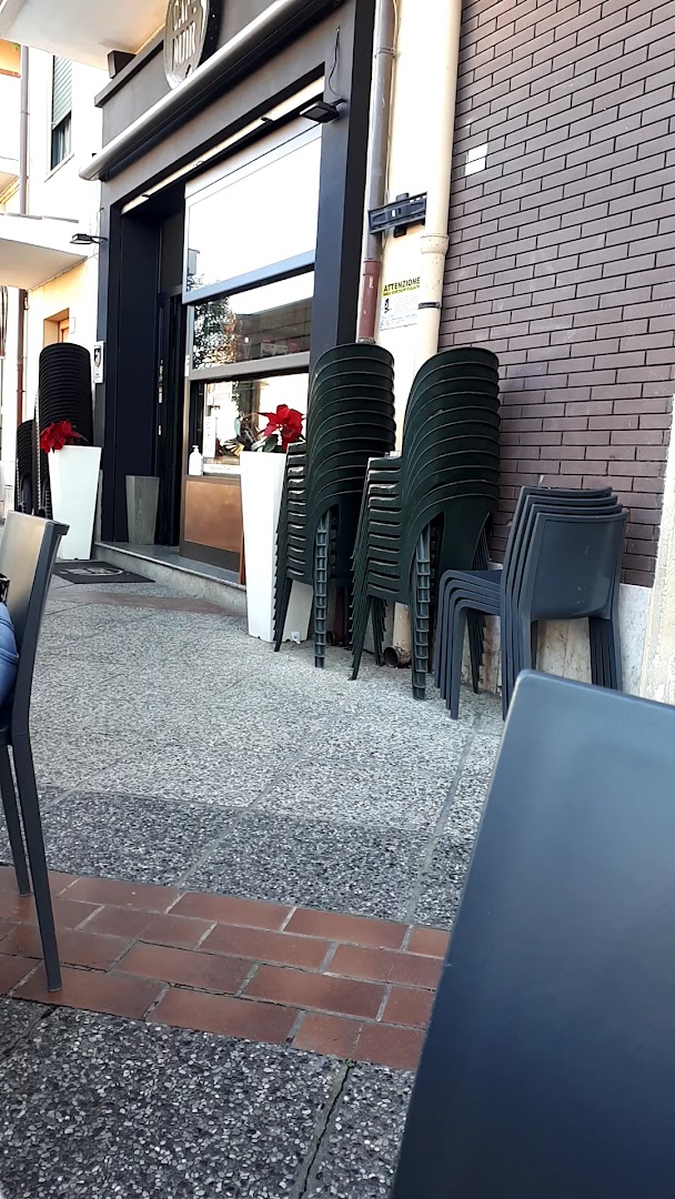 Café Noir Lounge Bar Gelateria Artigianale