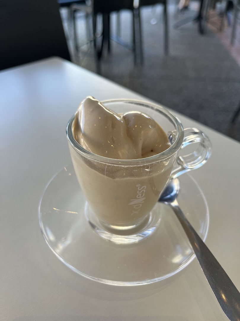 Café Noir Lounge Bar Gelateria Artigianale