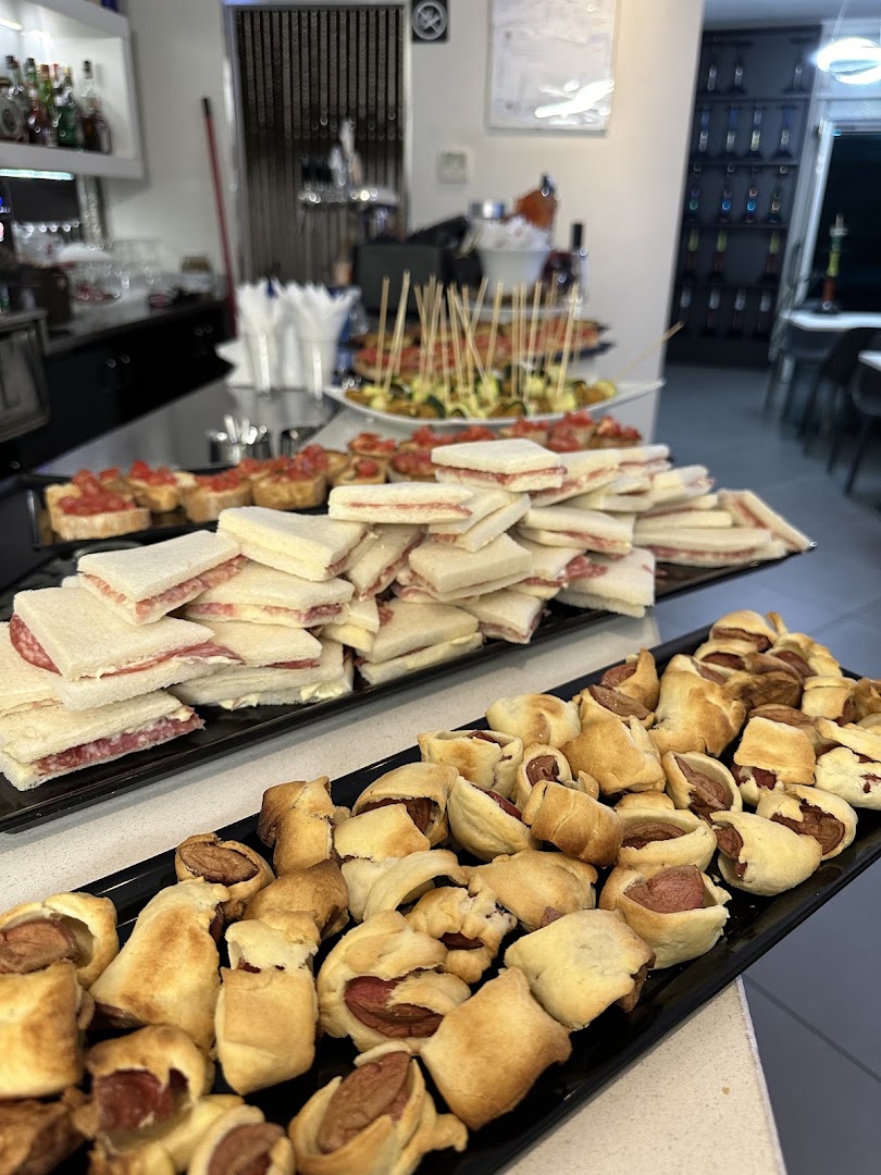 Cafè Noir Lounge