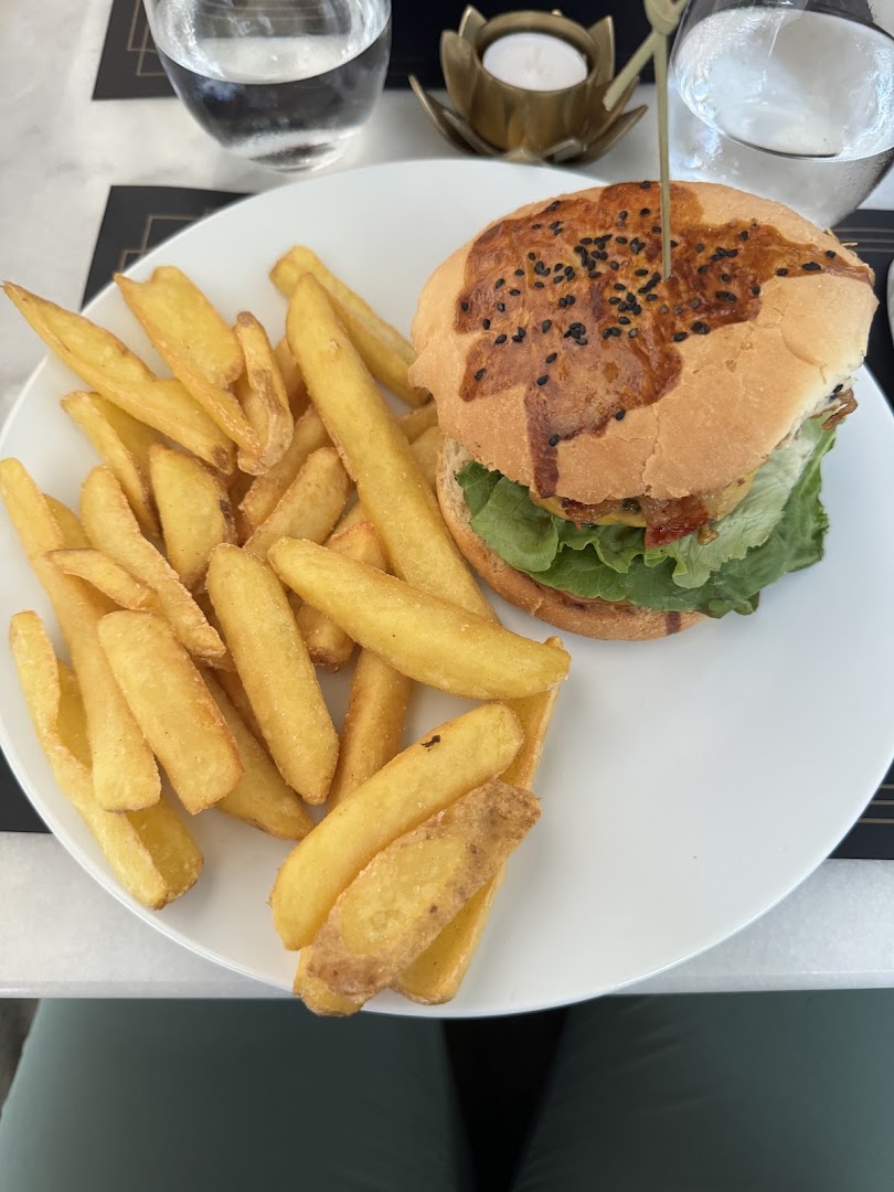 Cafe Odeon