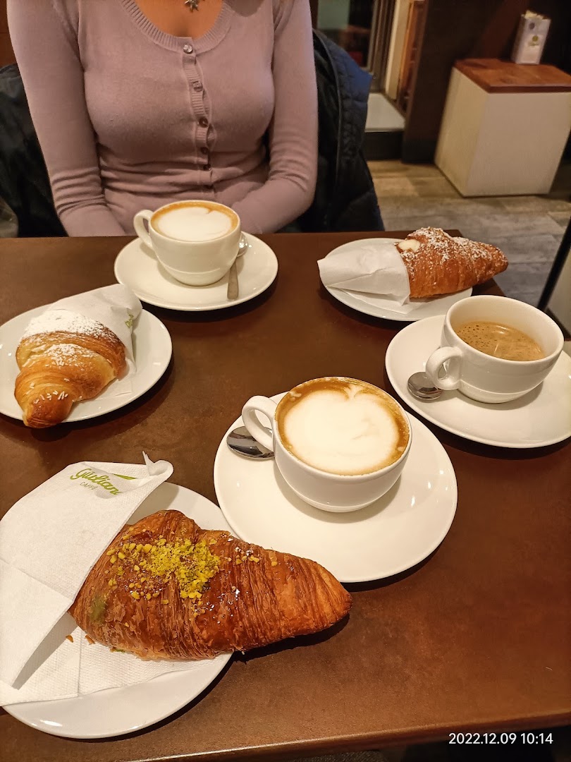Cafe portico