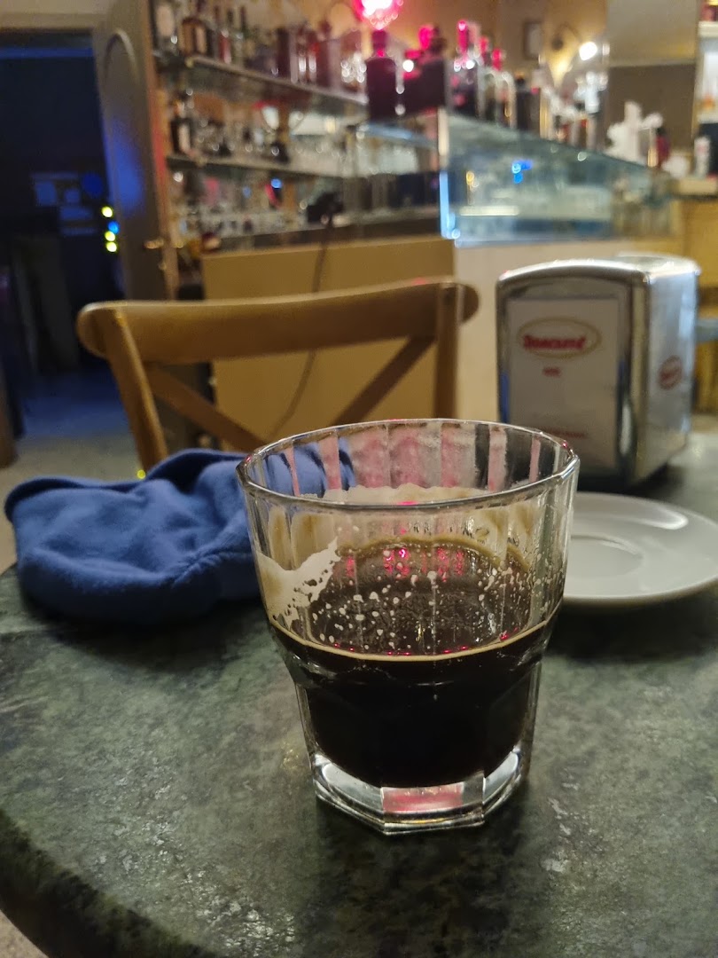 Cafè Prestige, Carlentini