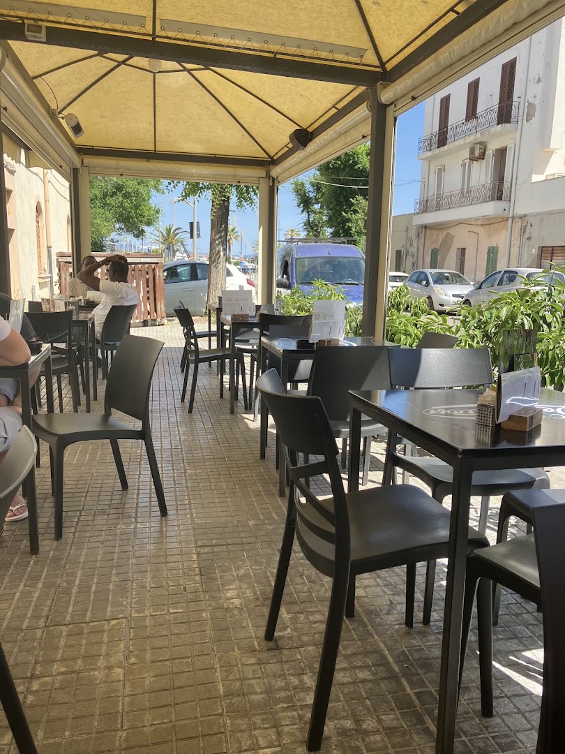 Café Revolution, Alghero