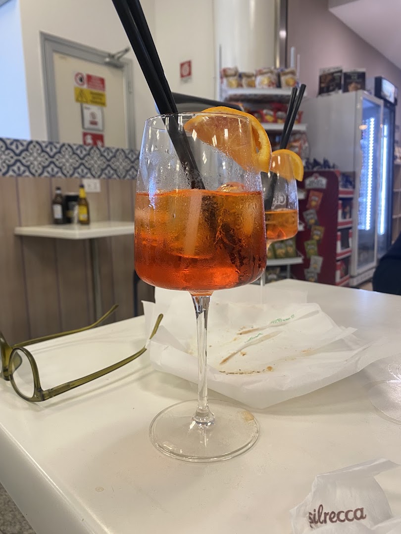 Cafe's Food & Drink