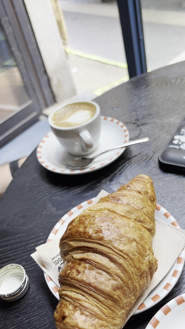 Cafezal Brunch & Specialty Coffee Hub